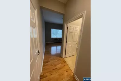 333 Willow Street 202 #202, Teaneck Township, NJ 07666 - Photo 6