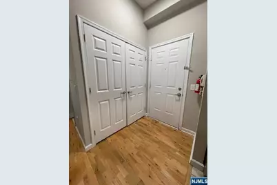 333 Willow Street 202 #202, Teaneck Township, NJ 07666 - Photo 8