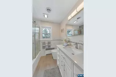 346 Hamilton Avenue, Glen Rock, NJ 07452 - Photo 18