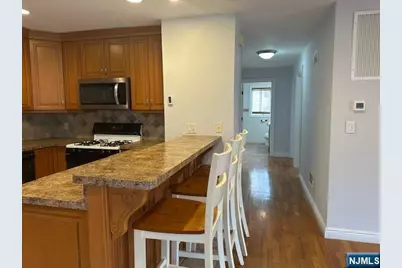 92 Kossuth Street 2 #2, Wallington, NJ 07057 - Photo 6