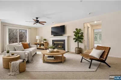 69 Turnberry Road 2 #2, Little Falls Township, NJ 07424 - Photo 4