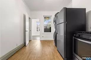 518 Forest St, Kearny, NJ 07032 - Photo 2