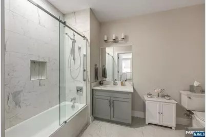 5201 Rio Vista Lane, Northvale, NJ 07647 - Photo 22