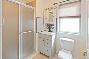 260 Custer Ave 1, Jersey City, NJ 07305 - Photo 10