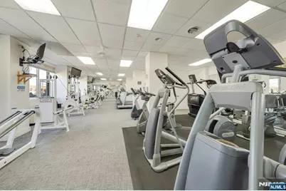 2100 Linwood Avenue 22P #22P, Fort Lee, NJ 07024 - Photo 20