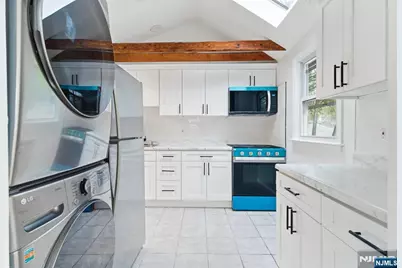 292 Macopin Road, Bloomingdale, NJ 07403 - Photo 8