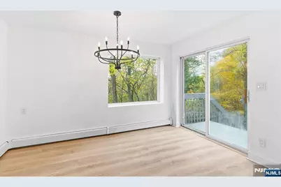 292 Macopin Road, Bloomingdale, NJ 07403 - Photo 10