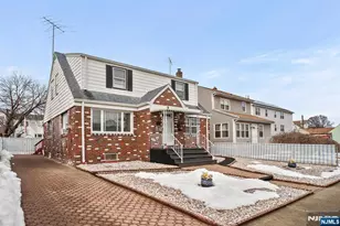 68 Kipp Pl, Paterson, NJ 07513 - Photo 1