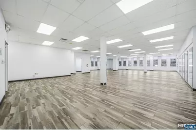 1 Lethbridge Plaza 34 #34, Mahwah, NJ 07430 - Photo 1