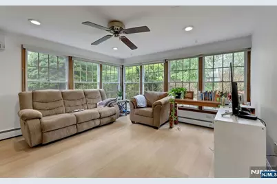 1280 Sussex Road, Teaneck Township, NJ 07666 - Photo 14