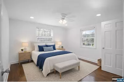 32 E Harrison Place, Livingston, NJ 07039 - Photo 16