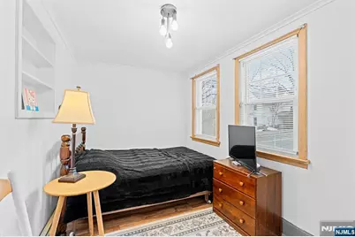 4 Banta Place, Bergenfield, NJ 07621 - Photo 16