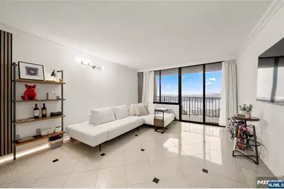 200 Winston Drive 2110 #2110, Cliffside Park, NJ 07010 - Photo 4