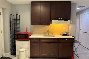 229 E Columbia Ave B, Palisades Park, NJ 07650 - Photo 40