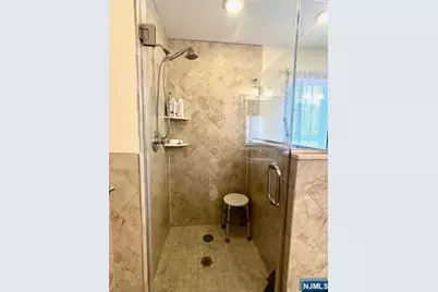 229 E Columbia Avenue B #B, Palisades Park, NJ 07650 - Photo 28