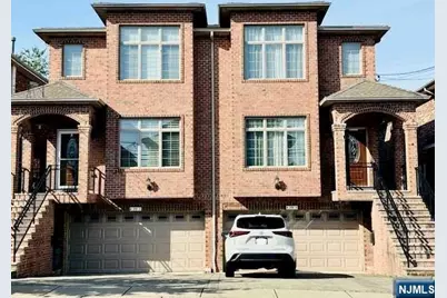 229 E Columbia Avenue B #B, Palisades Park, NJ 07650 - Photo 2