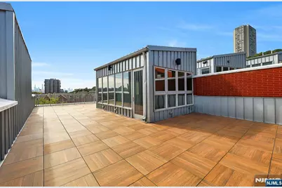 22 Vela Way, Edgewater, NJ 07020 - Photo 36