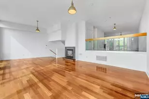 22 Vela Way, Edgewater, NJ 07020 - Photo 6