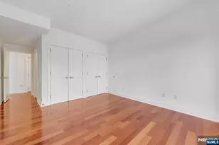 22 Vela Way, Edgewater, NJ 07020 - Photo 24