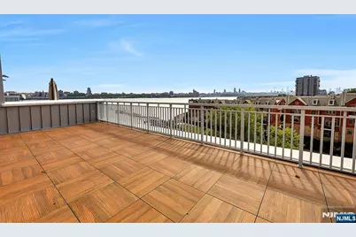 22 Vela Way, Edgewater, NJ 07020 - Photo 40