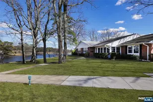 1028B Shetland Dr, Lakewood, NJ 08701 - Photo 1