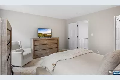 900 Somerset Court, Ramsey, NJ 07446 - Photo 22