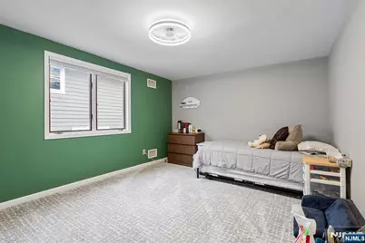 792 Washburn Street, Teaneck Township, NJ 07666 - Photo 26