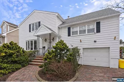 792 Washburn Street, Teaneck Township, NJ 07666 - Photo 2