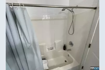 608 Monroe Street, Carlstadt, NJ 07072 - Photo 32