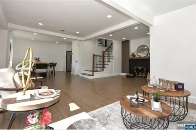 100 Chestnut Street, Rochelle Park Township, NJ 07662 - Photo 6