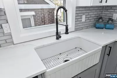 100 Chestnut Street, Rochelle Park Township, NJ 07662 - Photo 10