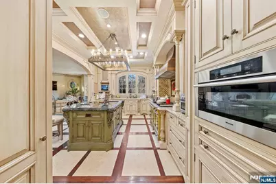 78 Roberts Road, Englewood Cliffs, NJ 07632 - Photo 16