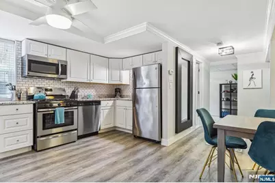 470 Valley Road 9A #9A, Montclair, NJ 07043 - Photo 4