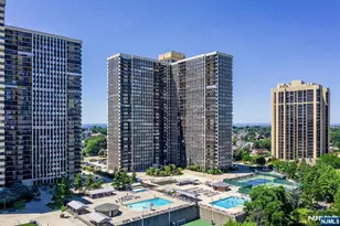 300 Winston 210, Cliffside Park, NJ 07010 - Photo 1