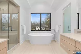 21 Manor Ct, Glen Rock, NJ 07452 - Photo 26