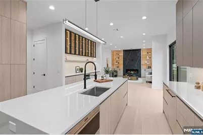 21 Manor Court, Glen Rock, NJ 07452 - Photo 18