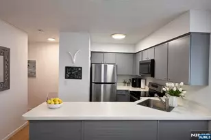 5 Linden Street 2E, Hackensack, NJ 07601 - Photo 6