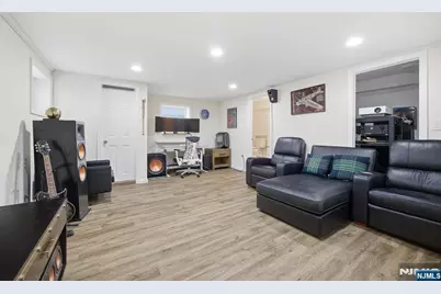 364 W Clinton Avenue, Tenafly, NJ 07670 - Photo 26