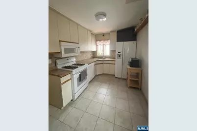 157 Harrington Road, Clifton, NJ 07012 - Photo 8