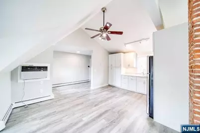 334 S Broad Street B #B, Ridgewood, NJ 07450 - Photo 4