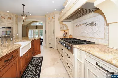 273 Joshua Lane, Wyckoff Township, NJ 07481 - Photo 14