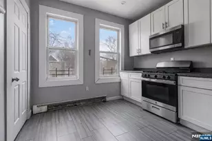 104 Wegman Pkwy, Jersey City, NJ 07305 - Photo 2