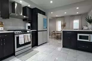 493 River Dr, Elmwood Park, NJ 07407 - Photo 2