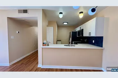 769 Summer Avenue 2C #2C, Newark, NJ 07104 - Photo 6