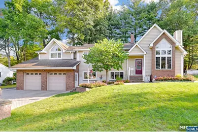 164 Leach Avenue, Park Ridge, NJ 07656 - Photo 1