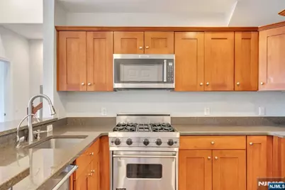 7400 River Road 419 #419, North Bergen, NJ 07047 - Photo 2