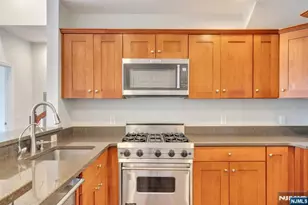 7400 River Road 419, North Bergen, NJ 07047 - Photo 2