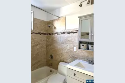 291 Delano Place 1 #1, Fairview, NJ 07022 - Photo 6