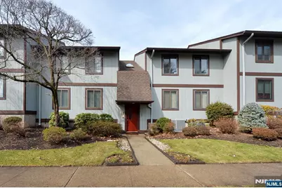 50 Rock Road A7 #A7, Hawthorne, NJ 07506 - Photo 2