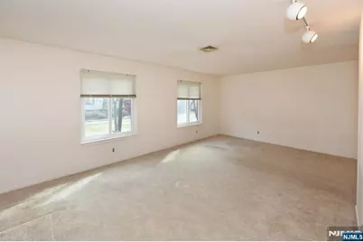 50 Rock Road A7 #A7, Hawthorne, NJ 07506 - Photo 6